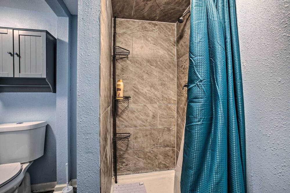Photo of Bathroom in Freeport