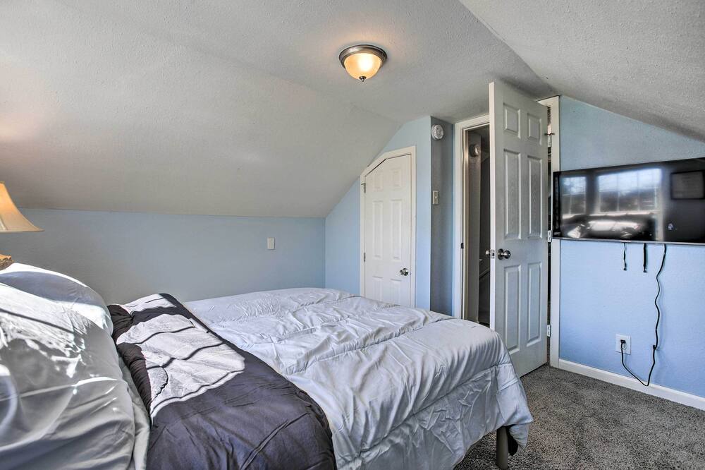 Photo of Bedroom in Freeport