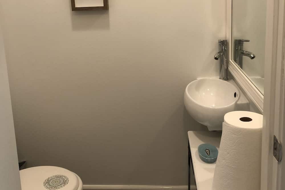 Photo of Bathroom in Gardner