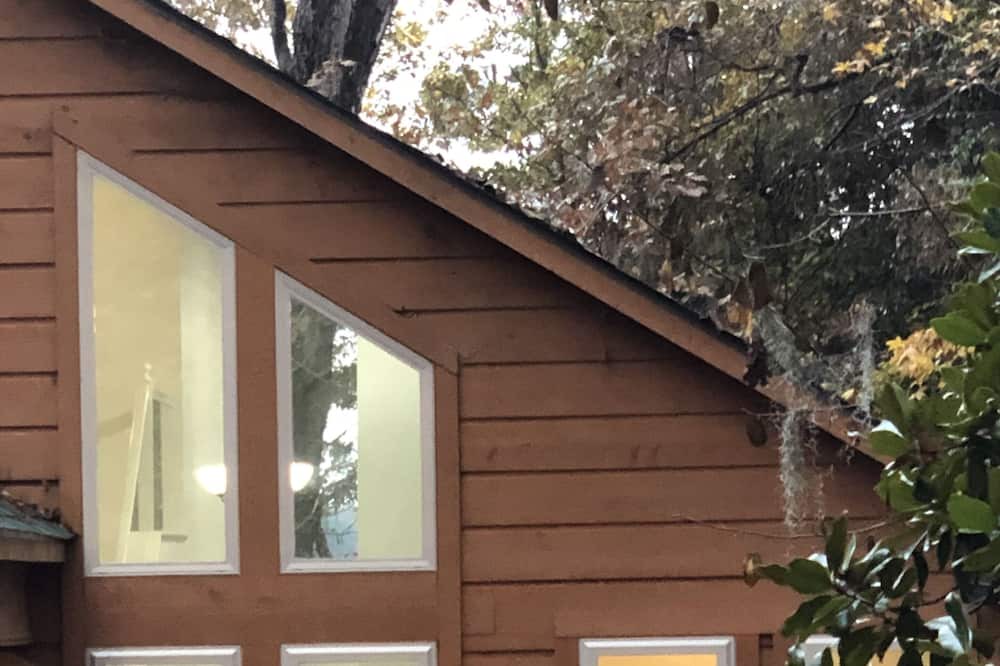 Photo of Outdoor in Gardner