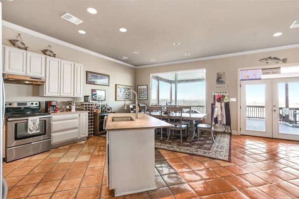 Photo of Kitchen in Delacroix