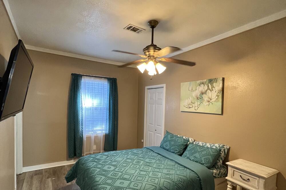 Photo of Bedroom in Biloxi