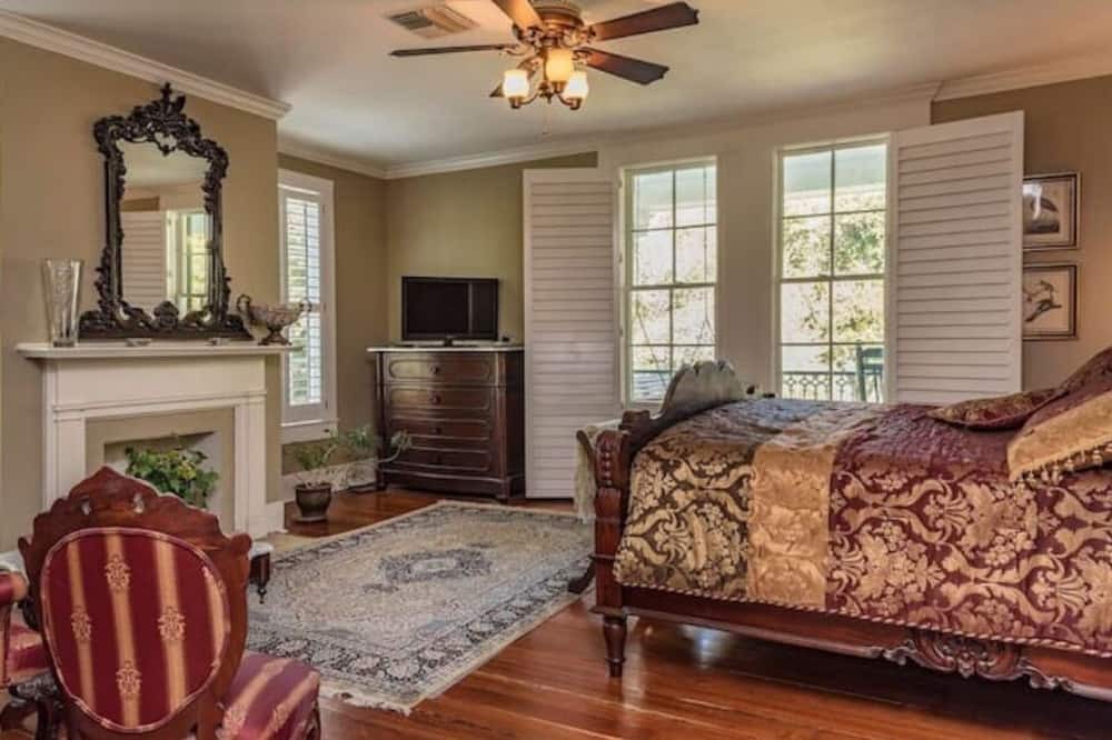 Photo of Bedroom in Franklin