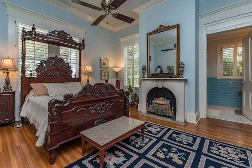 Photo of Bedroom in Franklin