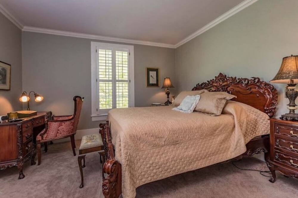 Photo of Bedroom in Franklin