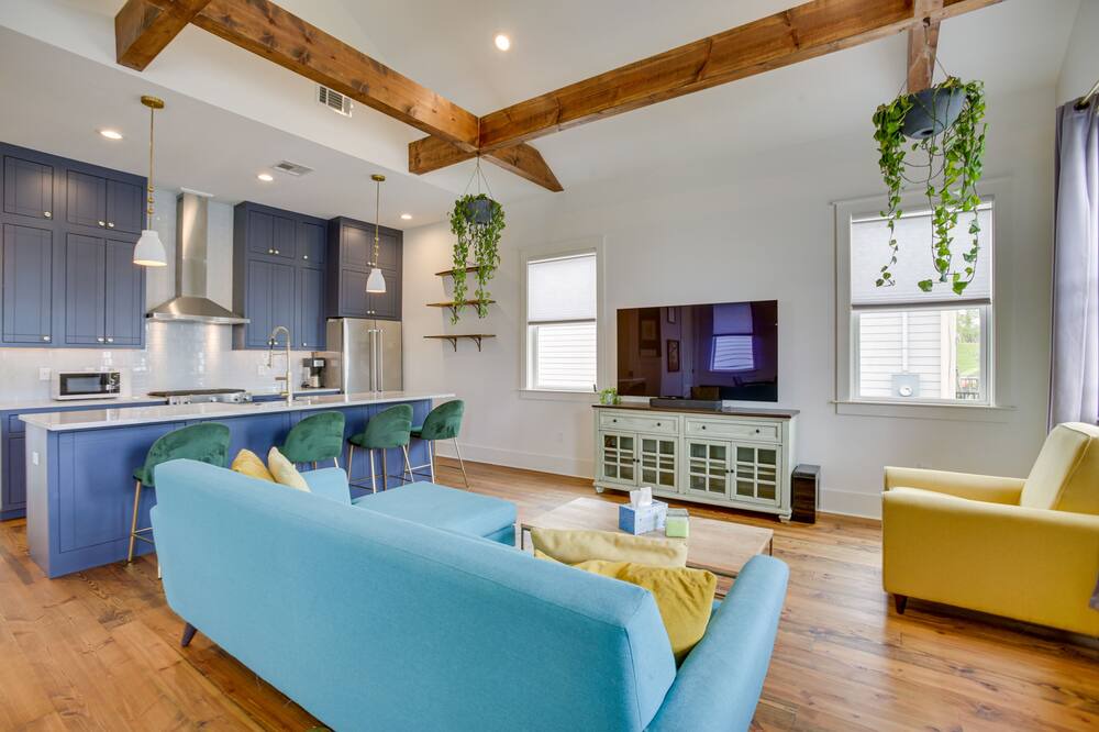 Photo of Bedroom in Whitney
