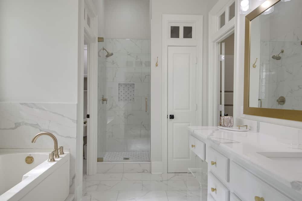 Photo of Bathroom in Milton
