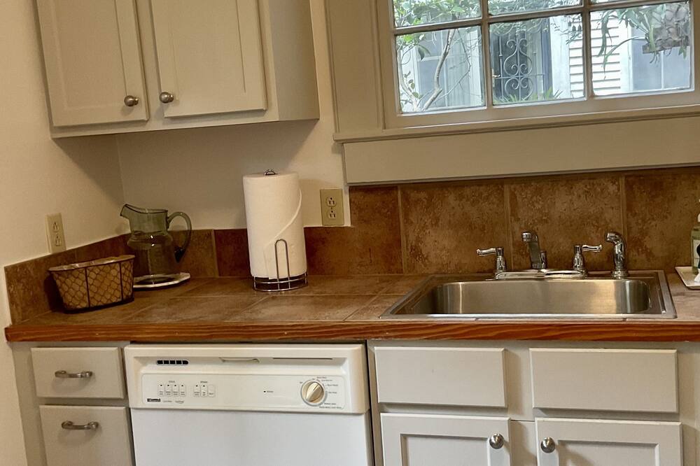 Photo of Kitchen in Uptown Historic District