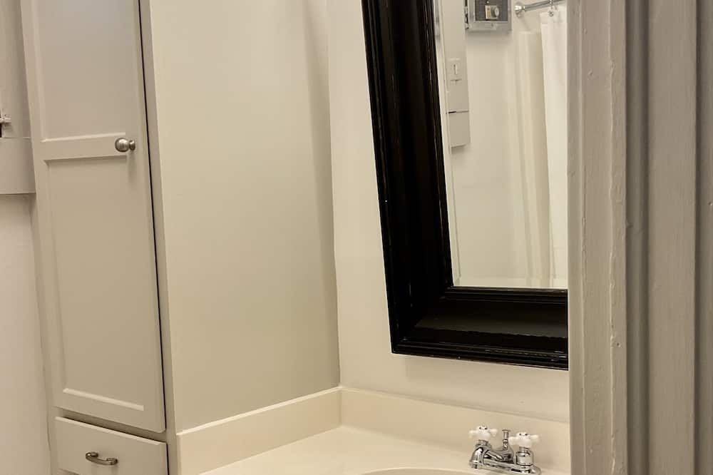 Photo of Bathroom in Uptown Historic District