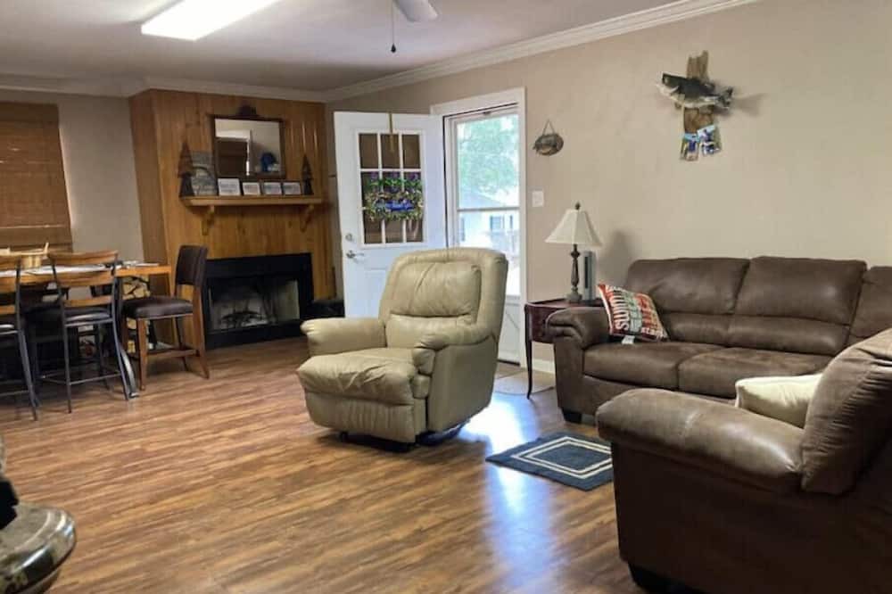 Photo of Livingroom in Lottie