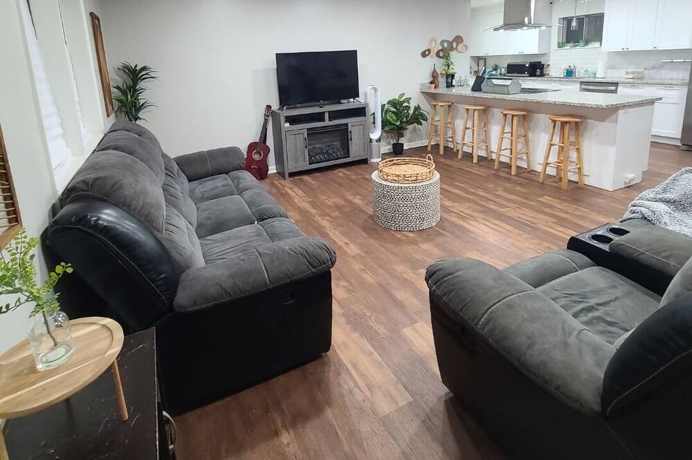 Photo of Livingroom in Lafayette