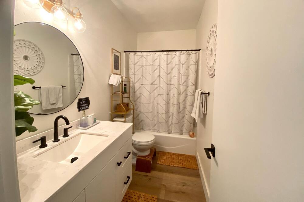 Photo of Bathroom in Cedar Creek