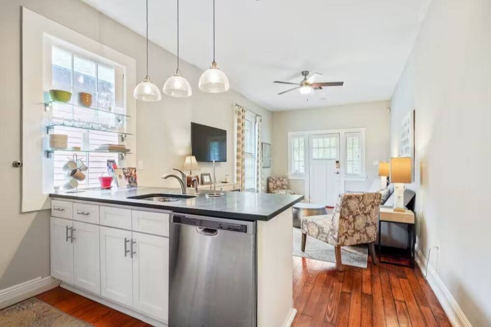 Photo of Bedroom in Lower Garden District