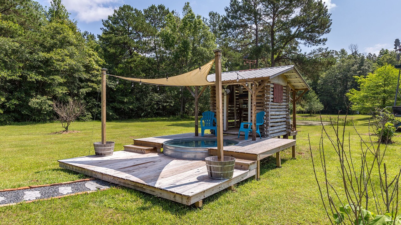 Photo of Outdoor in Fred