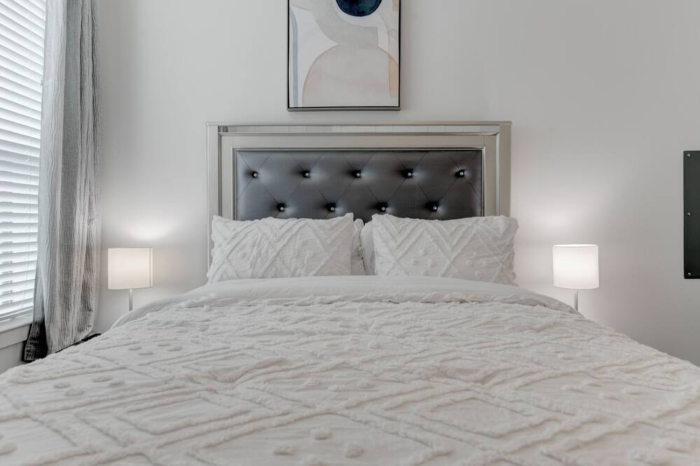 Photo of Bedroom in Hancock