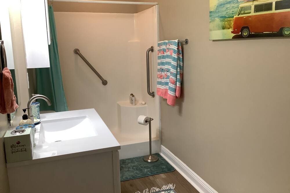 Photo of Bathroom in Pass Christian