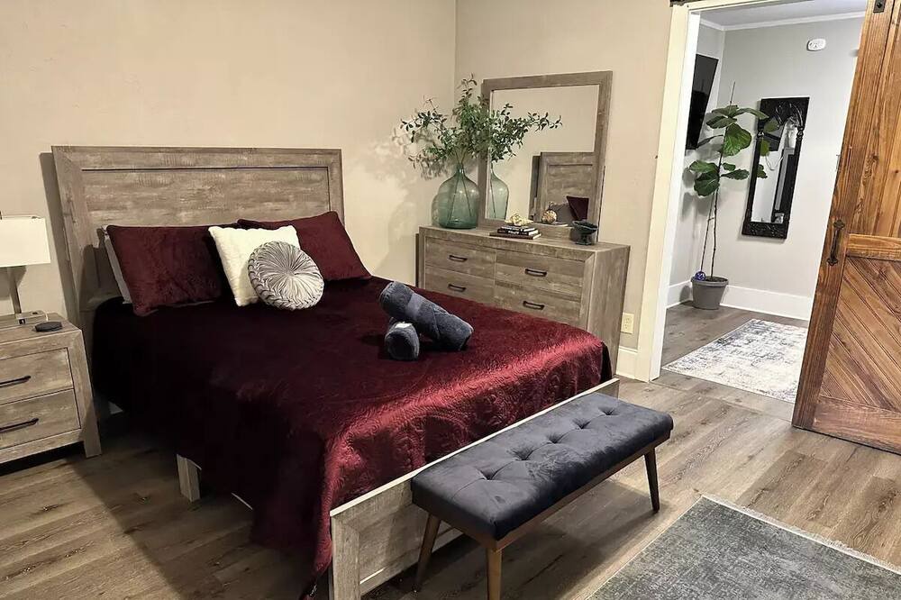 Photo of Bedroom in Covington
