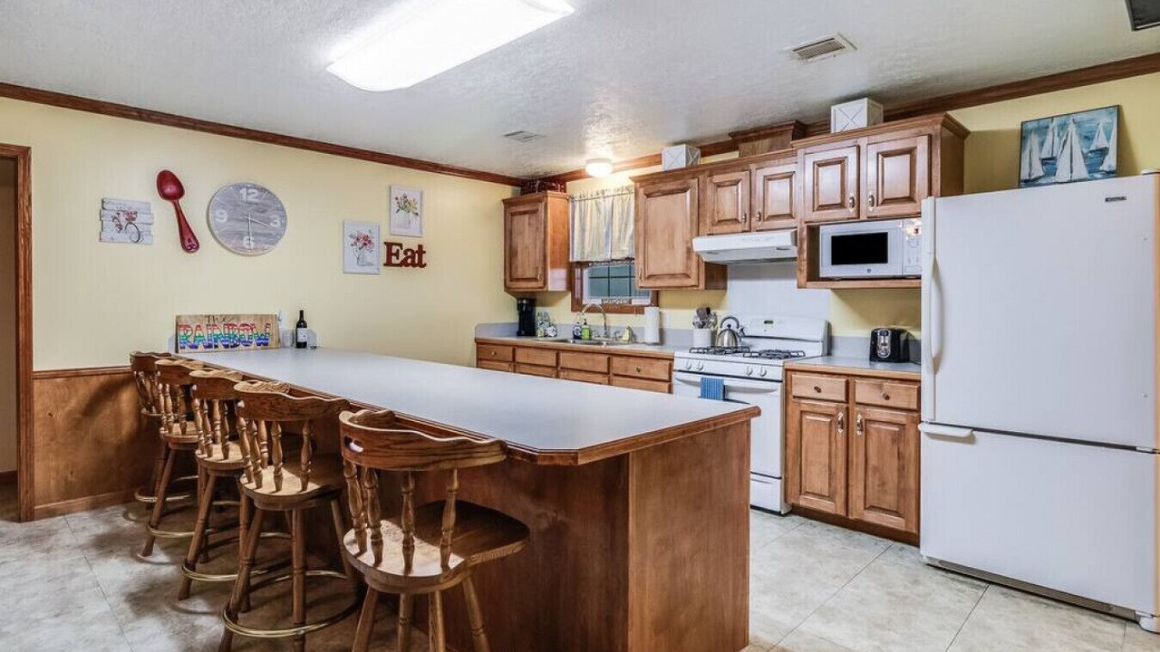 Photo of Kitchen in Cypremort Point