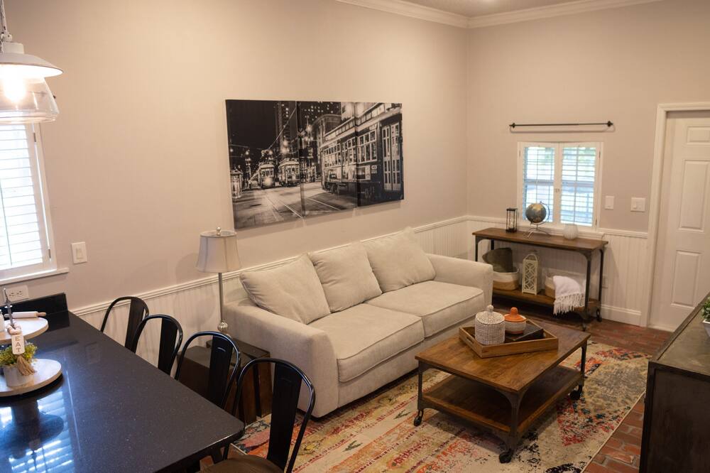 Photo of Livingroom in Harvey