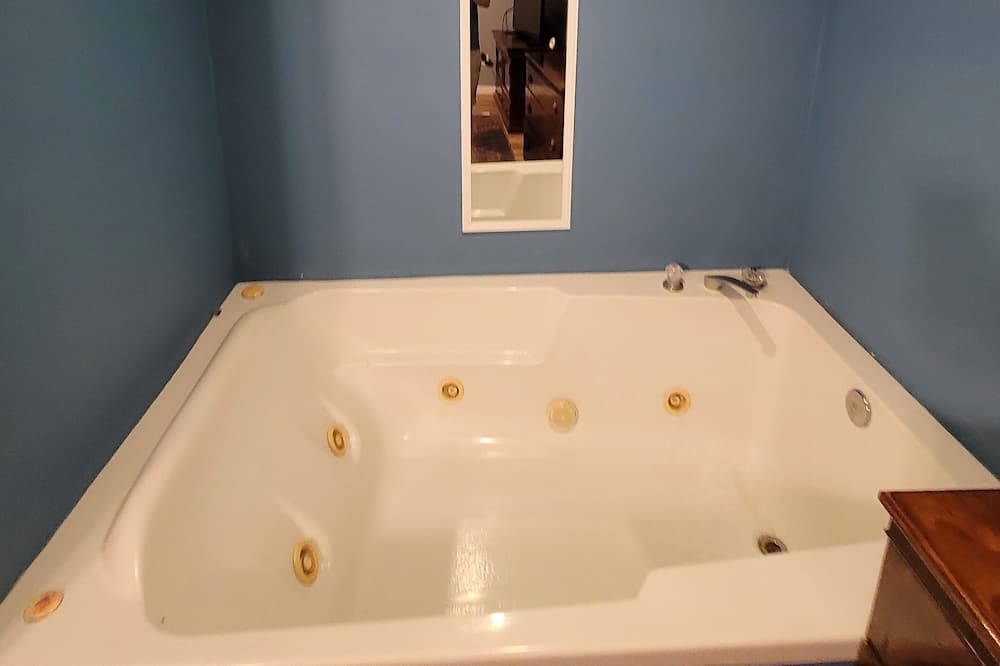 Photo of Bathroom in Carriere