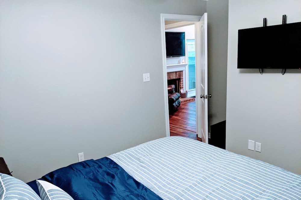Photo of Bedroom in Shreveport