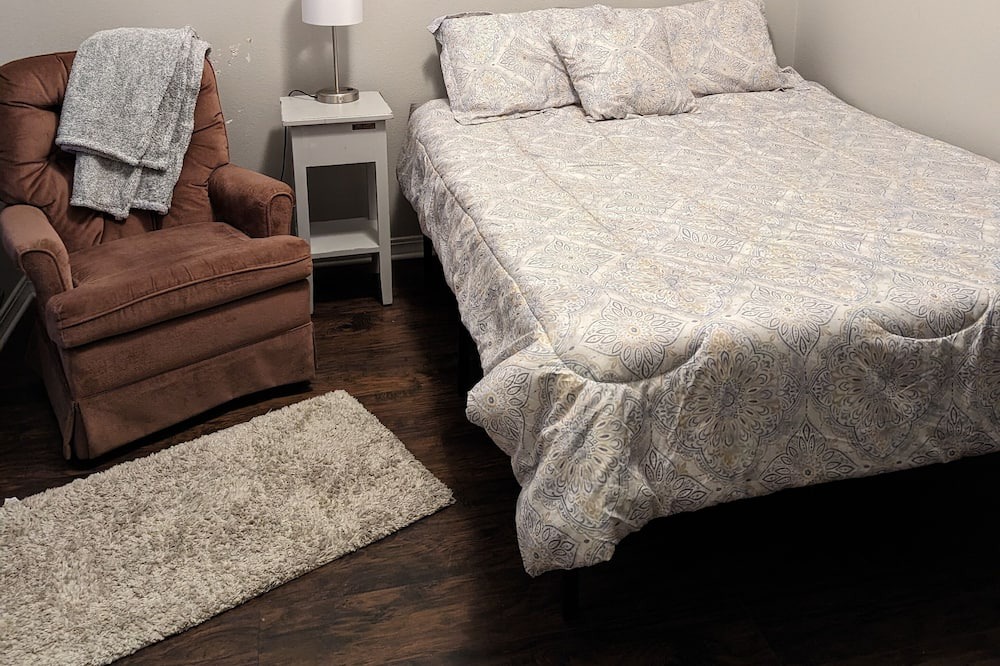 Photo of Bedroom in Shreveport