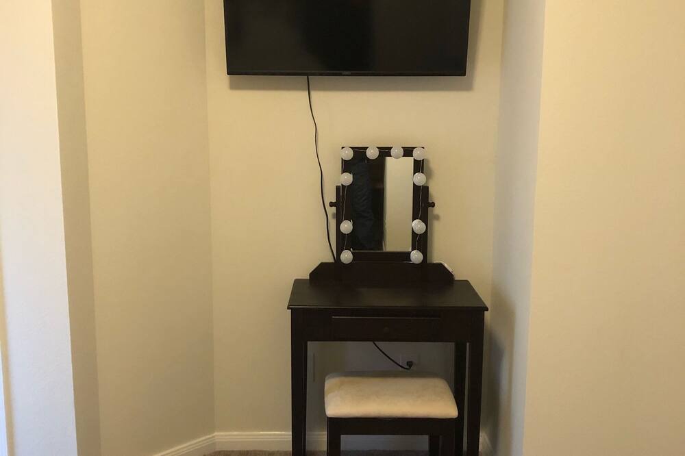 Photo of Bedroom in Waterwood