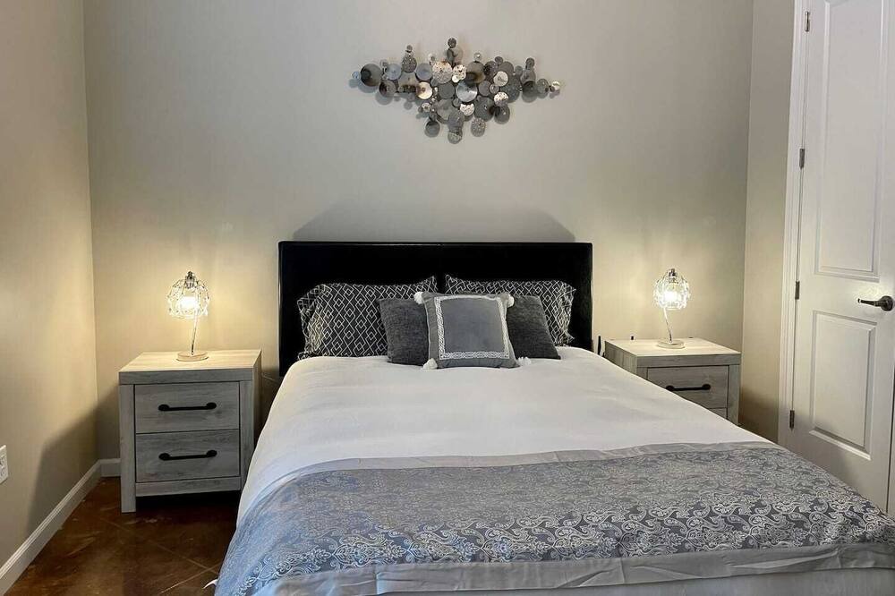 Photo of Bedroom in Downtown