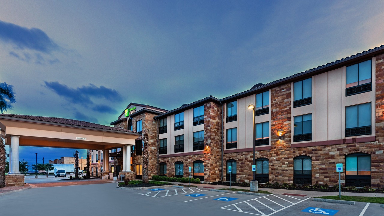 Photo of Outdoor in Vineyard Bay