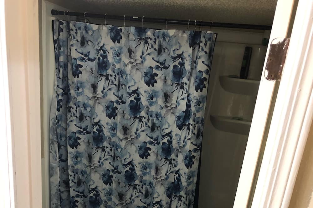 Photo of Bathroom in Harvey