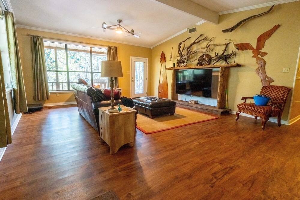 Photo of Livingroom in Moss Point
