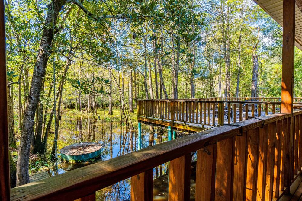 Photo of Patio Balcony in Moss Point