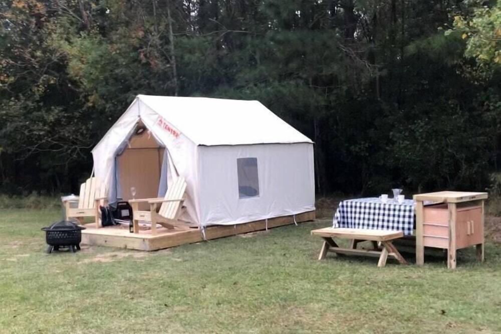 Photo of Others in Mandeville