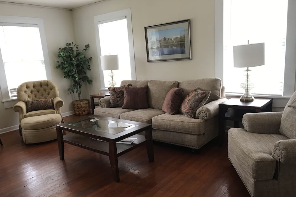 Photo of Bedroom in Natchitoches
