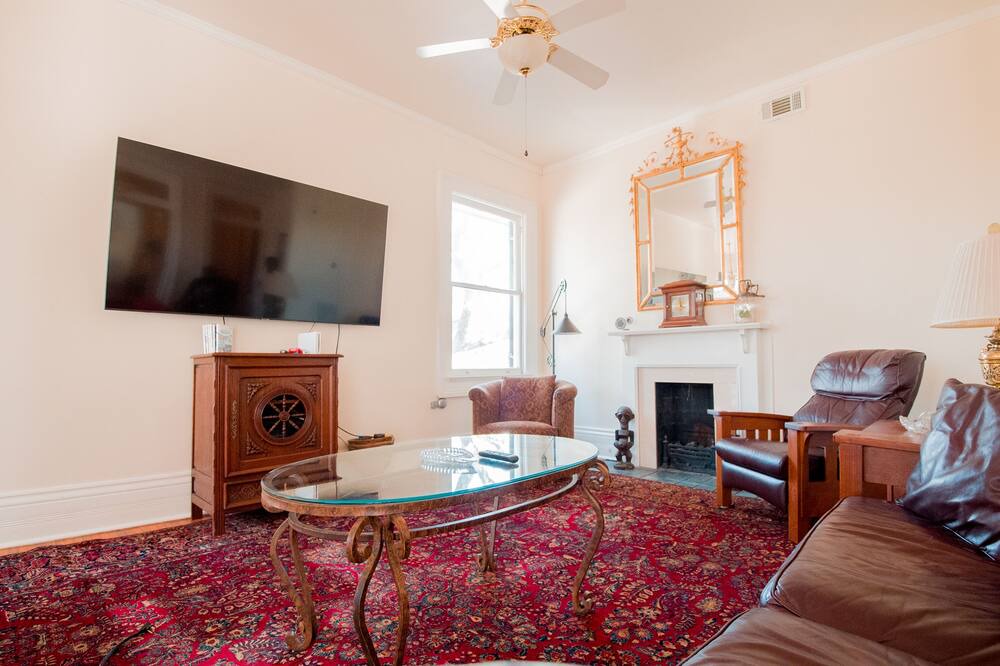Photo of Livingroom in Audubon