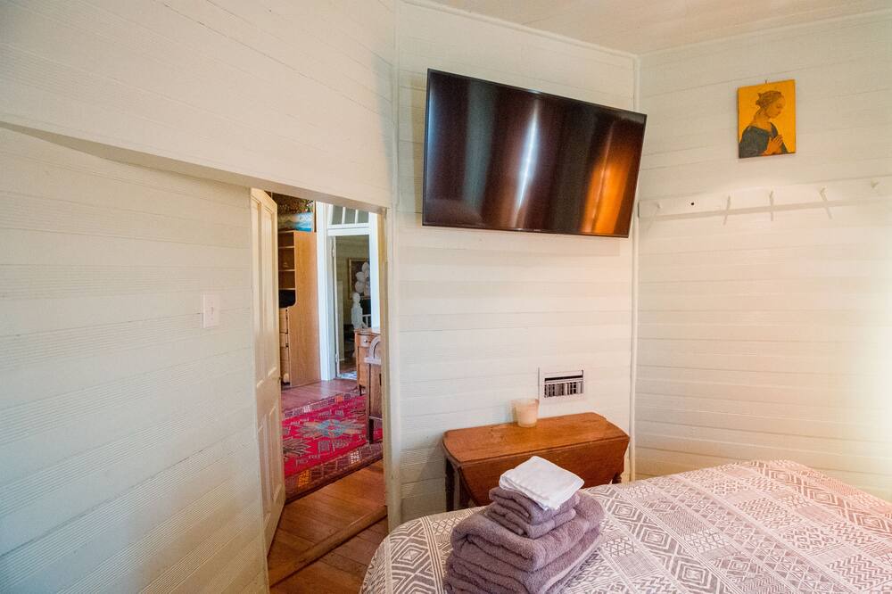 Photo of Bedroom in Audubon