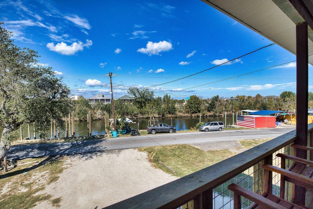 Photo of Outdoor in Delacroix