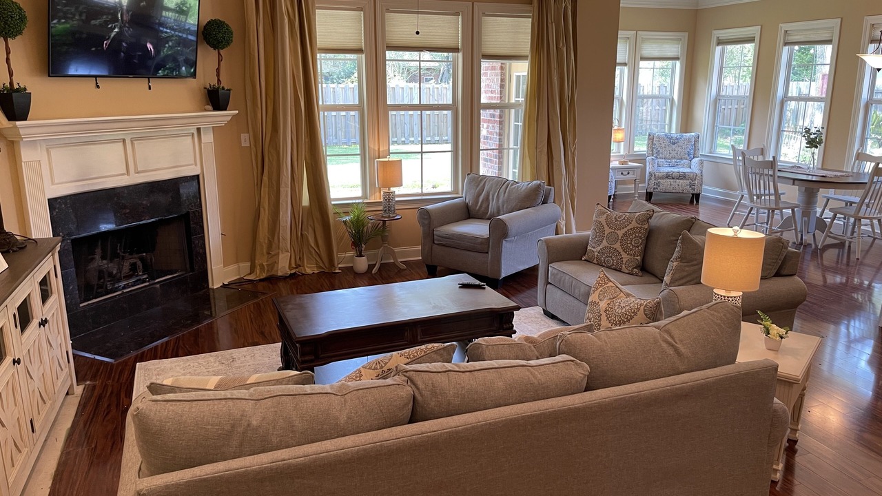 Photo of Livingroom in Lafayette