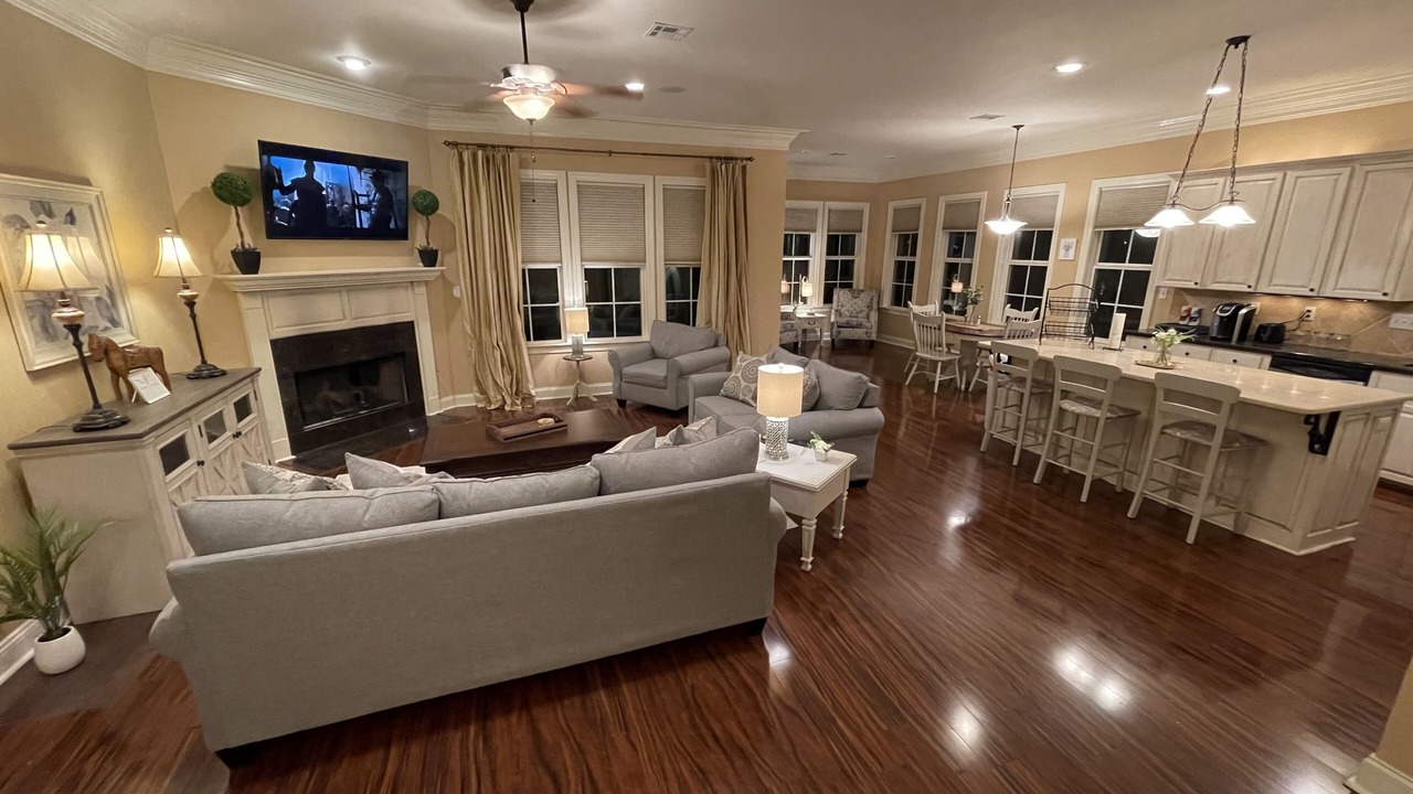 Photo of Livingroom in Lafayette