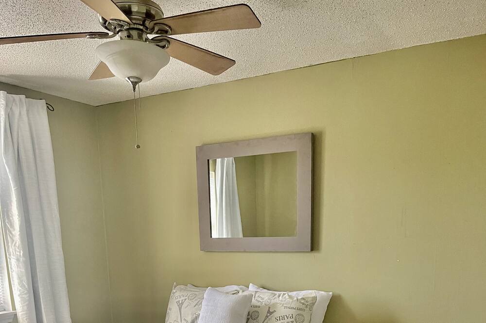 Photo of Bedroom in Slidell
