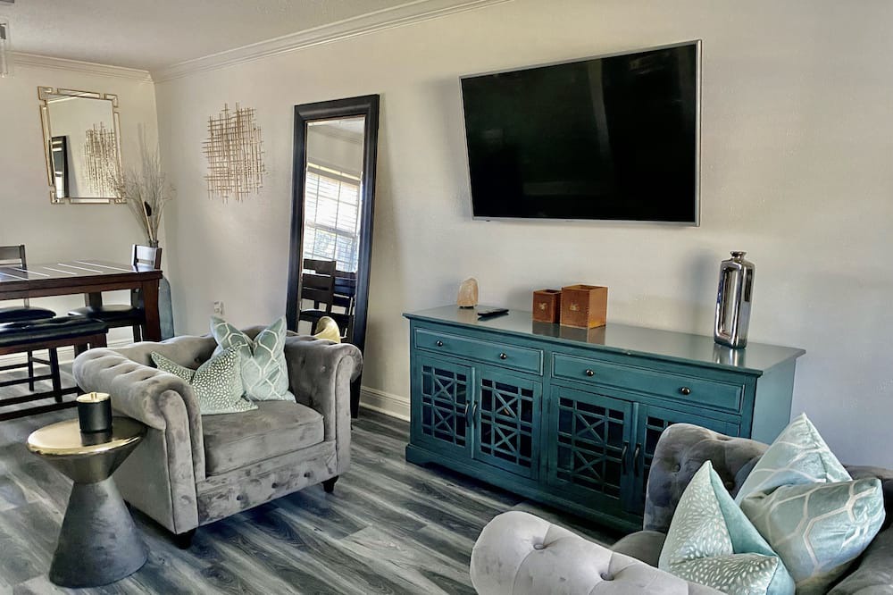Photo of Livingroom in Slidell