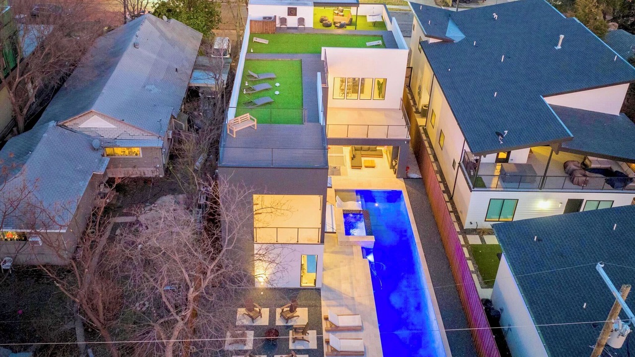 Photo of Outdoor in Knox - Henderson