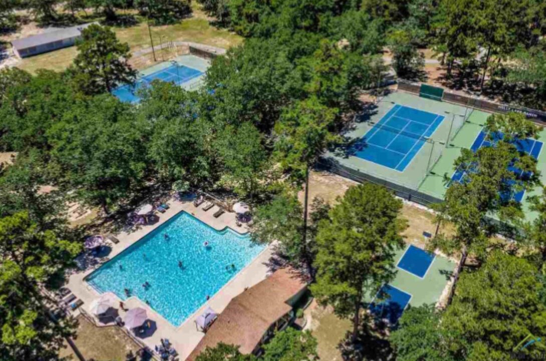 Photo of Outdoor in Holly Lake Ranch
