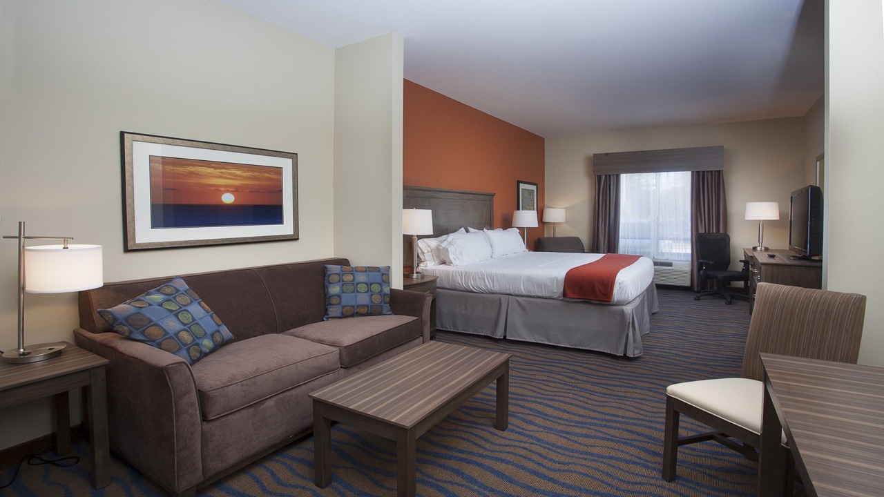 Photo of Bedroom in Morgan City