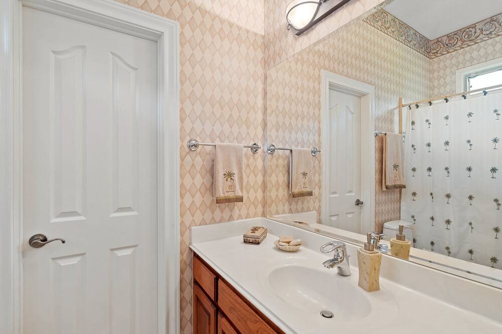Photo of Bathroom in Spicewood