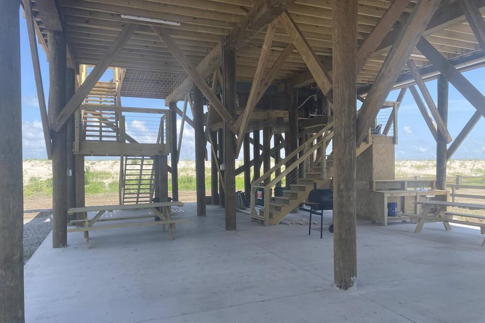 Photo of Others in Grand Isle