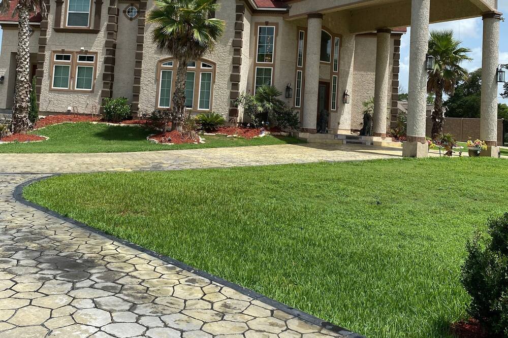 Photo of Outdoor in Alvin