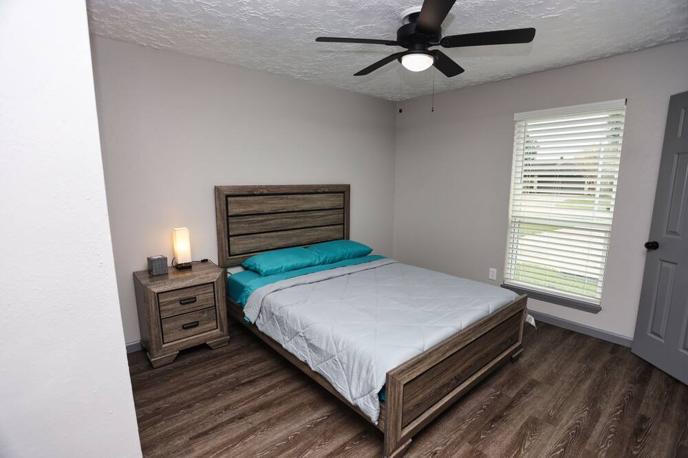 Photo of Bedroom in La Porte