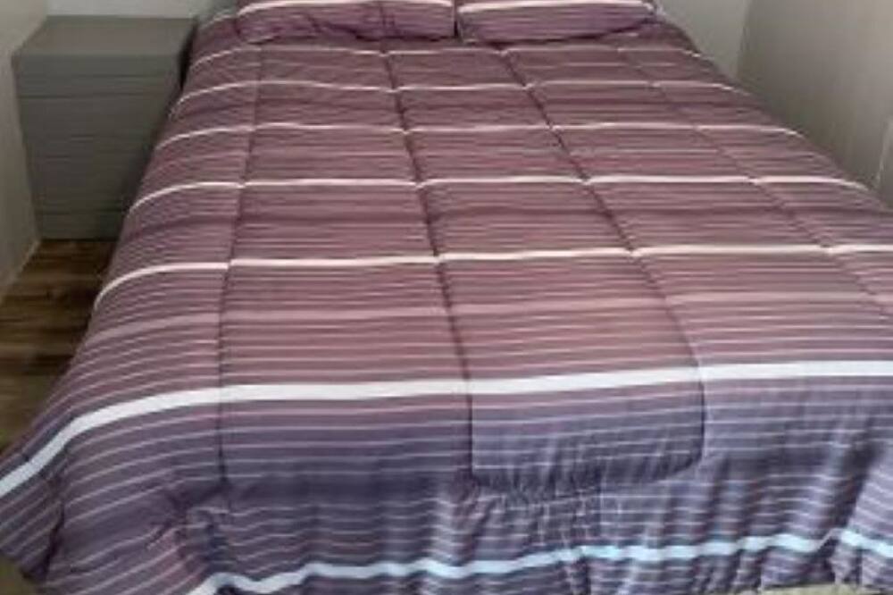 Photo of Bedroom in Boothville-Venice