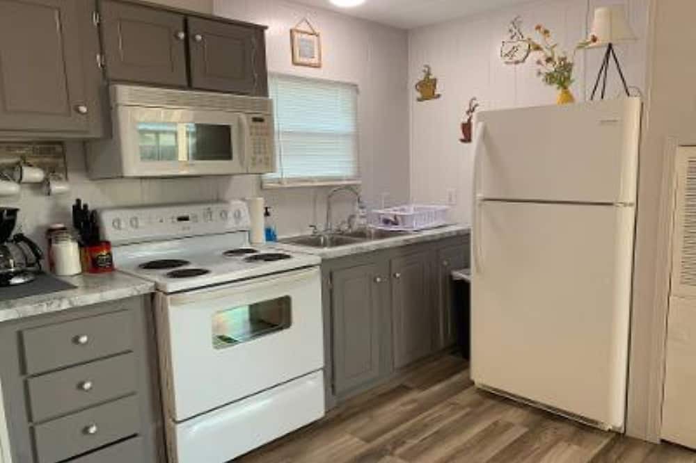 Photo of Kitchen in Boothville-Venice